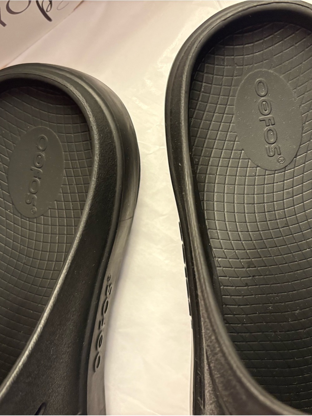 OOFOS Women's Black Slip-On Clogs - Picture 3 of 5